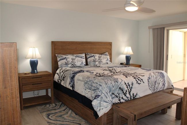 Master Bedroom | Image 21