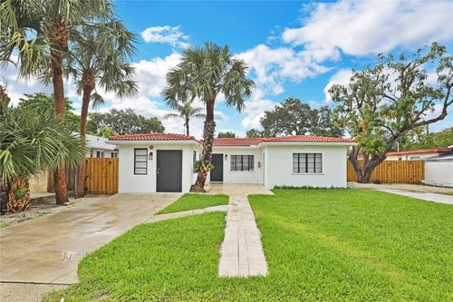2-831 Se 14th St, Fort Lauderdale, FL, 33316-2034 | Card Image