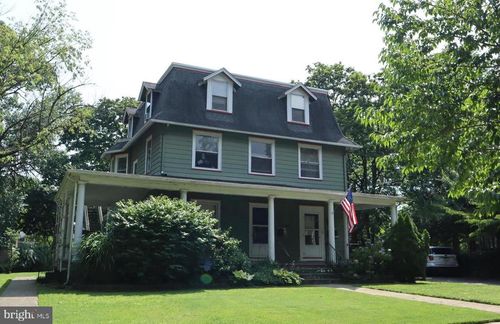 c-208 Linden Ave, RIVERTON, NJ, 08077-1231 | Card Image