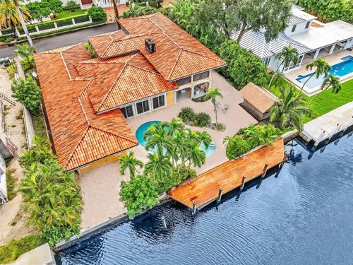 449 Isle Of Palms Dr, Fort Lauderdale, FL, 33301-2505 | Card Image