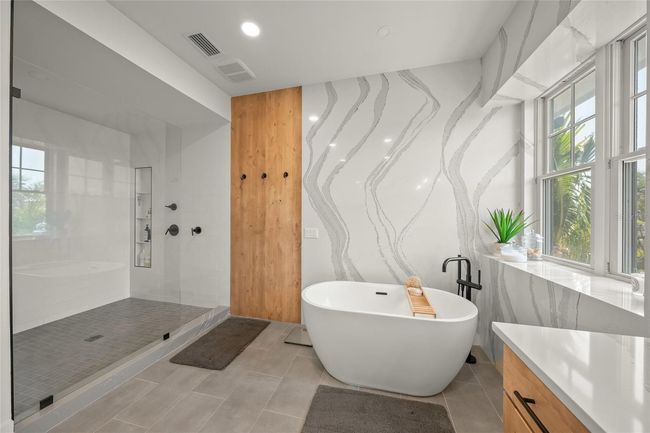 526 56 Th St, House other with 5 bedrooms, 5 bathrooms and null parking in HOLMES BEACH FL | Image 16