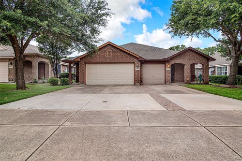 2409 Ravenwood Ct, Mansfield, TX, 76063-6053 | Card Image