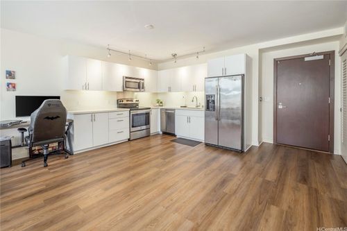 apt-2012-888 Kapiolani Blvd, Honolulu, HI, 96813-6039 | Card Image