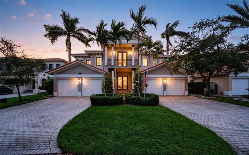 7876 Sw 194th St, Cutler Bay, FL, 33157-8009 | Card Image