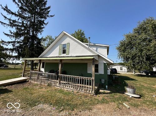 7246 W Fall Creek Dr, Pendleton, IN, 46064-9797 | Card Image