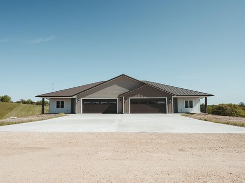 249 Franzen Ridge Rd, Elkader, IA, 52043-4701 | Card Image