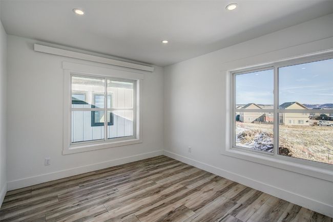 Torrey Model Home Photos. Same model home by same builder. | Image 27