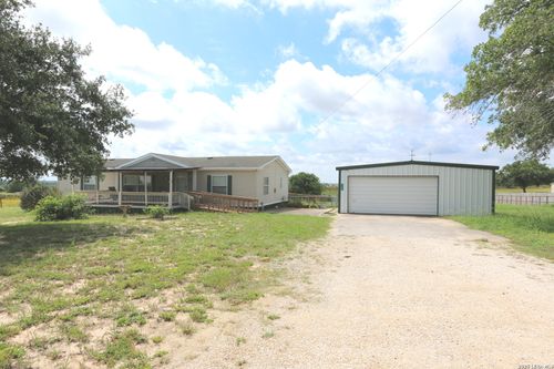 133 Oak View Dr, La Vernia, TX, 78121-4547 | Card Image