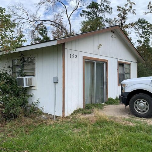 123 Sugar Maple Ln, Onalaska, TX, 77360-6449 | Card Image