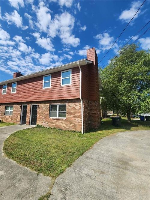 1653 Pinedale Cir Nw, Conyers, GA, 30012-3563 | Card Image