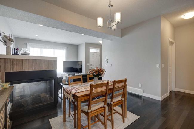 1 - 405 33 Avenue Ne, Home with 3 bedrooms, 2 bathrooms and 1 parking in Calgary AB | Image 6