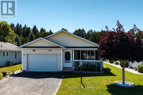 6 Illinois Crescent, Wasaga Beach, ON, L9Z3A8 | Card Image