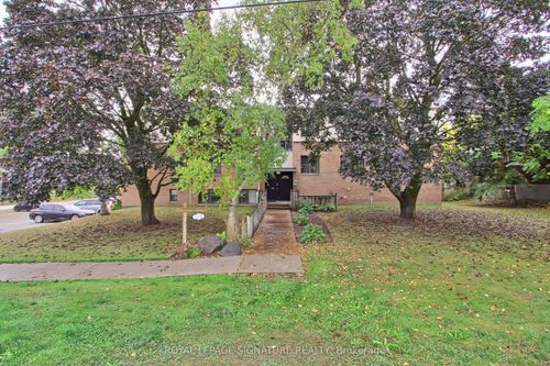 {{alt}} | Card Image