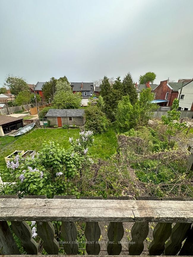 206 Hughson St. N, House other with 4 bedrooms, 3 bathrooms and null parking in Hamilton ON | Image 24