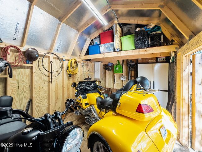 306 Ne 55 Th St, House other with 3 bedrooms, 1 bathrooms and null parking in Oak Island NC | Image 34