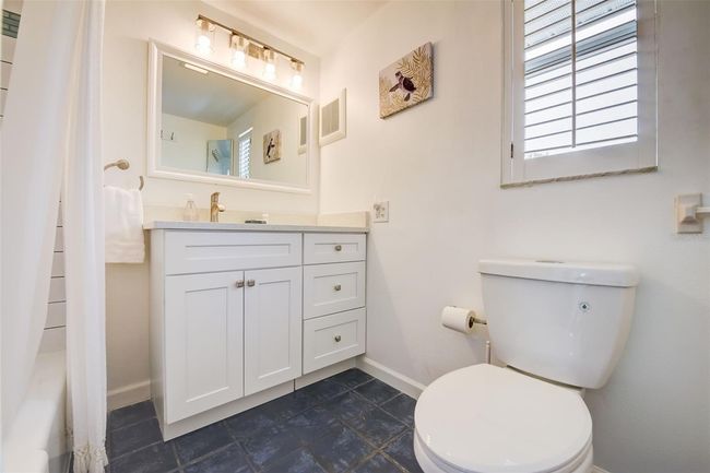 3 - 104 29 Th St, Condo with 2 bedrooms, 2 bathrooms and null parking in Holmes Beach FL | Image 18