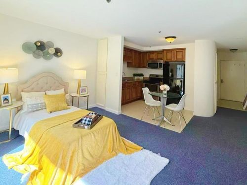 206-324 Catalpa St, San Mateo, CA, 94401-2816 | Card Image