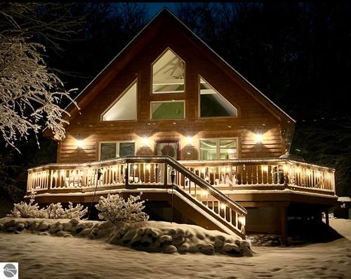 6985 Grindle Strause, Bellaire, MI, 49615-8506 | Card Image