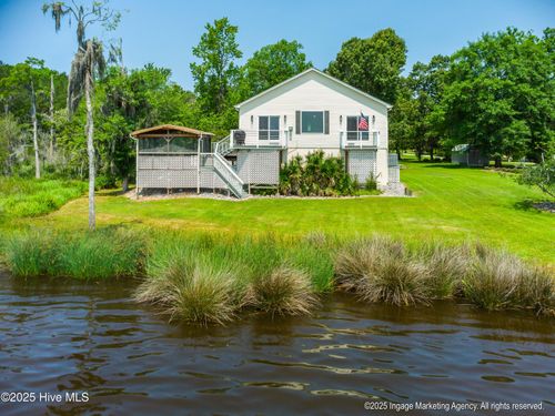 106 Overlook Rd, Chocowinity, NC, 27817-8894 | Card Image