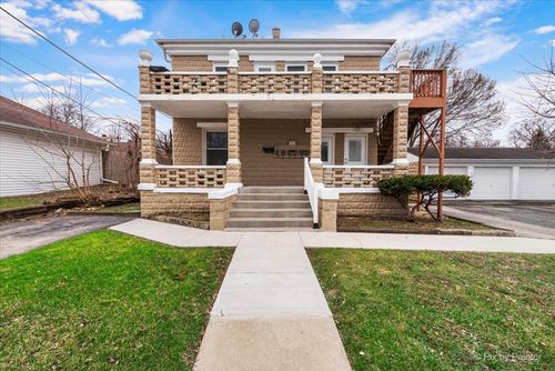 85 E Terra Cotta Ave, Crystal Lake, IL, 60014-3629 | Card Image