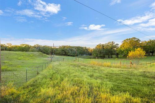 199 S Cheyenne Trl, Springtown, TX, 76082-4300 | Card Image