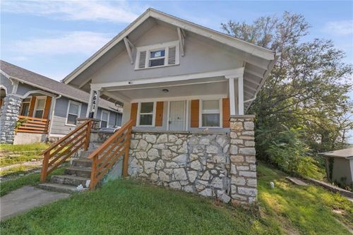 5641 Prospect Ave, Kansas City, MO, 64130-3618 | Card Image
