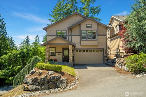 1501 209th Ave Ne, Sammamish, WA, 98074-6664 | Card Image
