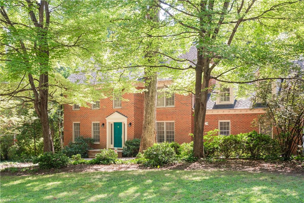 Wedgewood Ct, Greensboro, NC 27403