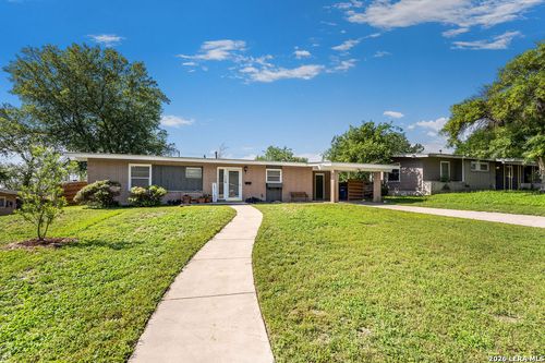 138 Southill Rd, San Antonio, TX, 78201-6631 | Card Image