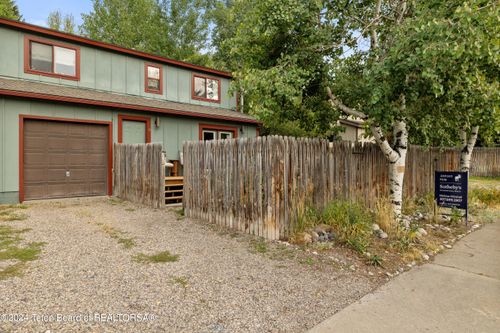 8-440 Rancher, Jackson, WY, 83001 | Card Image