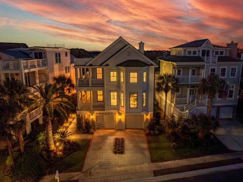 11 Ocean Point Dr, Isle of Palms, SC, 29451-3852 | Card Image