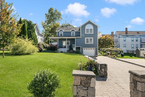 267 Lincoln Ave, Fall River, MA, 02720-3611 | Card Image