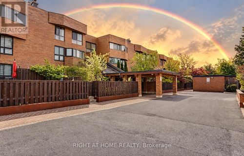 301-55 Carscadden Drive, Toronto (Westminster-Branson), ON, M2R2A6 | Card Image