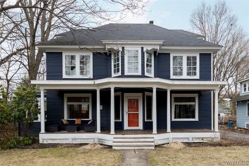 76 N Grove St, East Aurora, NY, 14052-1742 | Card Image