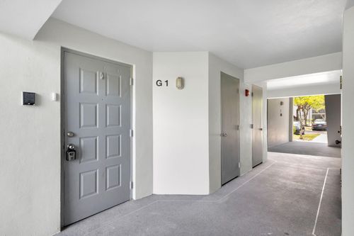 apt-g1-1011 Green Pine Blvd, West Palm Beach, FL, 33409-7024 | Card Image