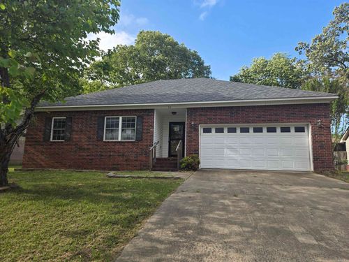32 N Hill Acres, Greenbrier, AR, 72058-9519 | Card Image