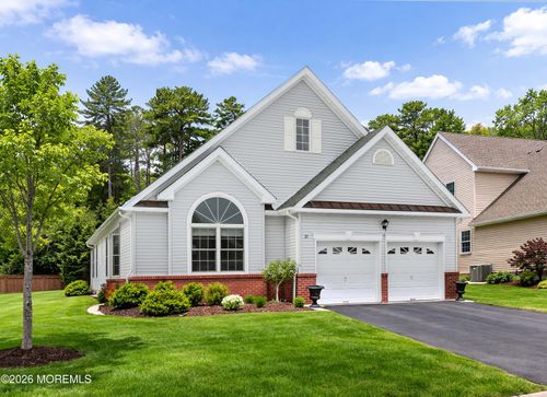 21 Benn Ln, Asbury Park, NJ, 07712-8721 | Card Image