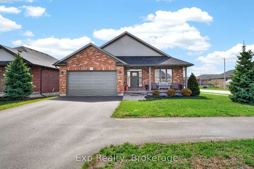 15 Kempton Ave, Belleville, ON, K8N0E8 | Card Image