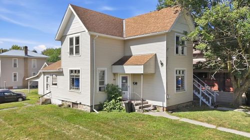 517 Woodlawn Ave, Bucyrus, OH, 44820-2465 | Card Image