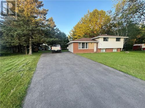 1088 Ronald Crt, Hanmer, ON, P3P1S2 | Card Image