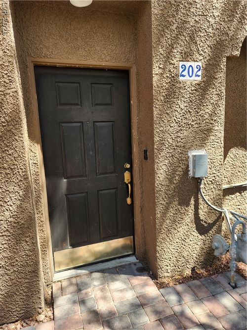 202-7250 Diamond Canyon Lane, Las Vegas, NV, 89149 | Card Image