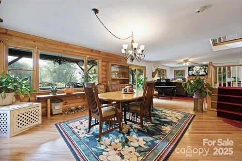 150 Sorghum Dr, Waynesville, NC, 28785-5963 | Card Image