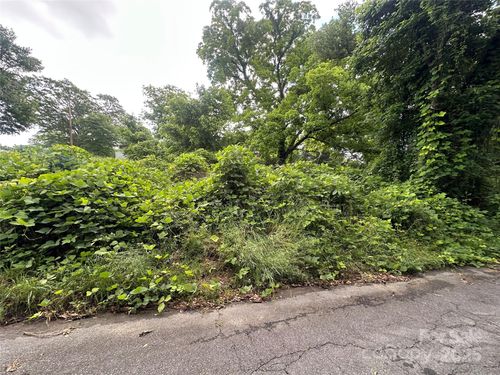 65 Walnut St, Great Falls, SC, 29055-1822 | Card Image