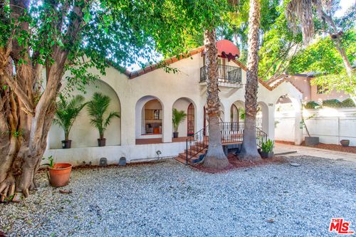 1147 Wilcox Pl, Los Angeles, CA, 90038-1453 | Card Image