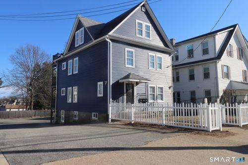 198 Montauk Ave, New London, CT, 06320-4814 | Card Image