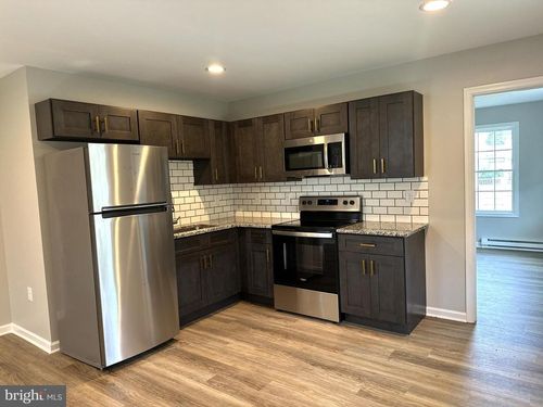 1885 Johnson Rd, CHAMBERSBURG, PA, 17202-8627 | Card Image