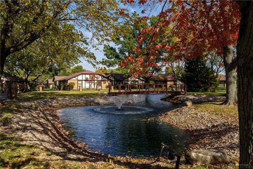 925 Pine Needles Dr, Washingtn Twp, OH, 45458-3332 | Card Image