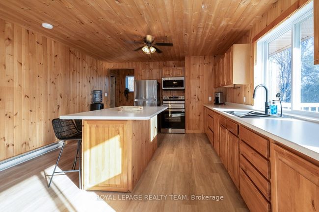 475 Water Falls Rd, House other with 4 bedrooms, 2 bathrooms and 6 parking in Sables Spanish Rivers ON | Image 6