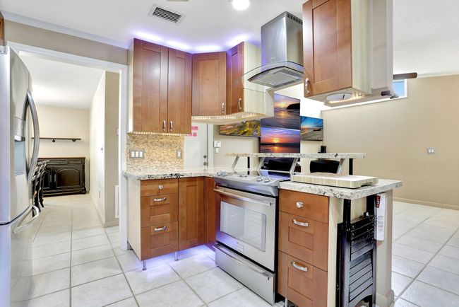 2211 Nw 41 St Ter, House other with 3 bedrooms, 2 bathrooms and null parking in Coconut Creek FL | Image 13