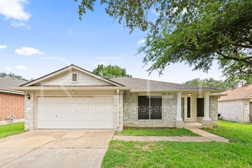1106 Fossil Cv, Round Rock, TX, 78681-1110 | Card Image